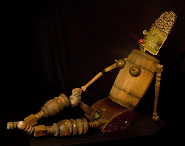 Declining-Nude-600x473